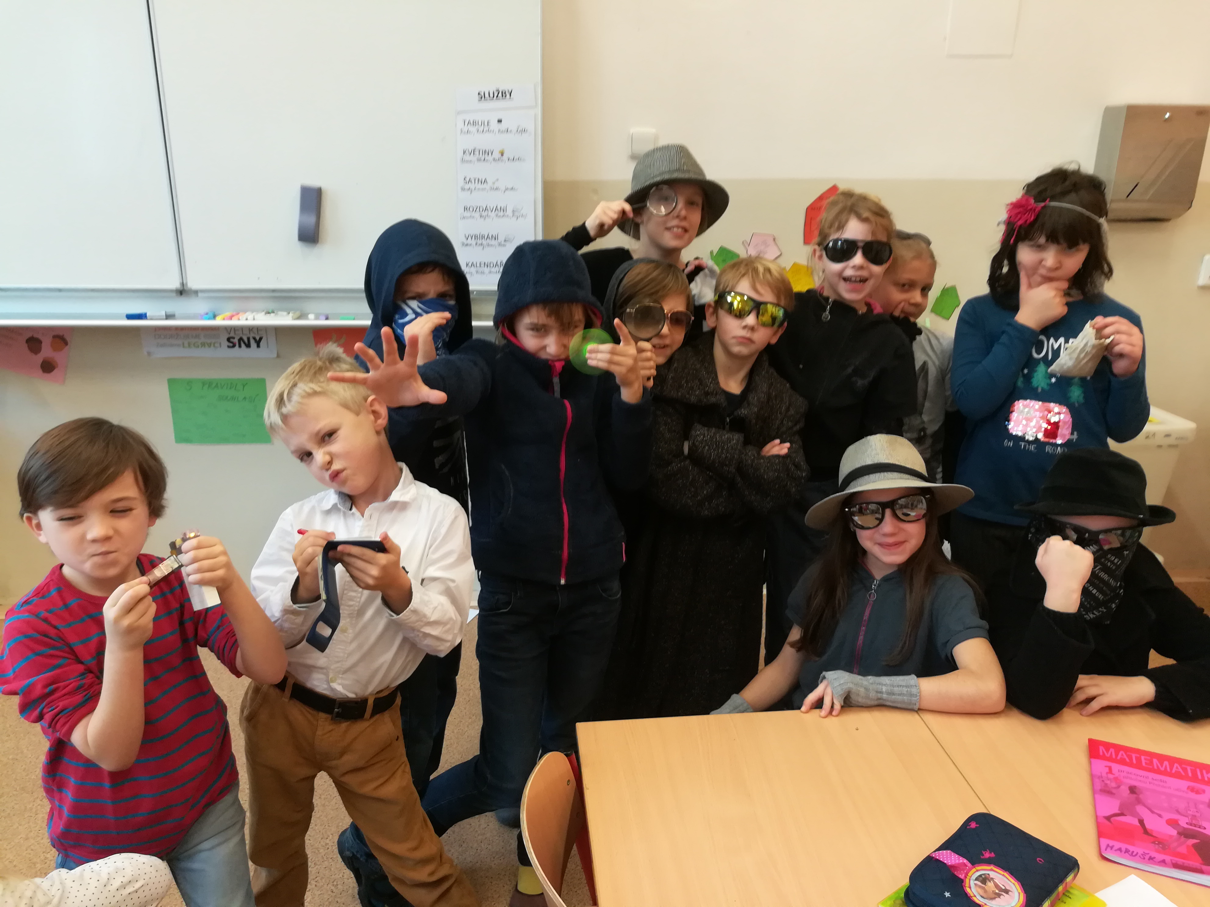 Ilustrační obrázek článku - Listopadové fotky z 3.C