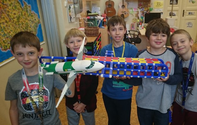 Ilustrační obrázek článku - Naše II.B - březnové fotografie